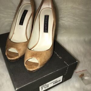 Steve Madden nude natural leather Lalo peeptoe pumps y2k